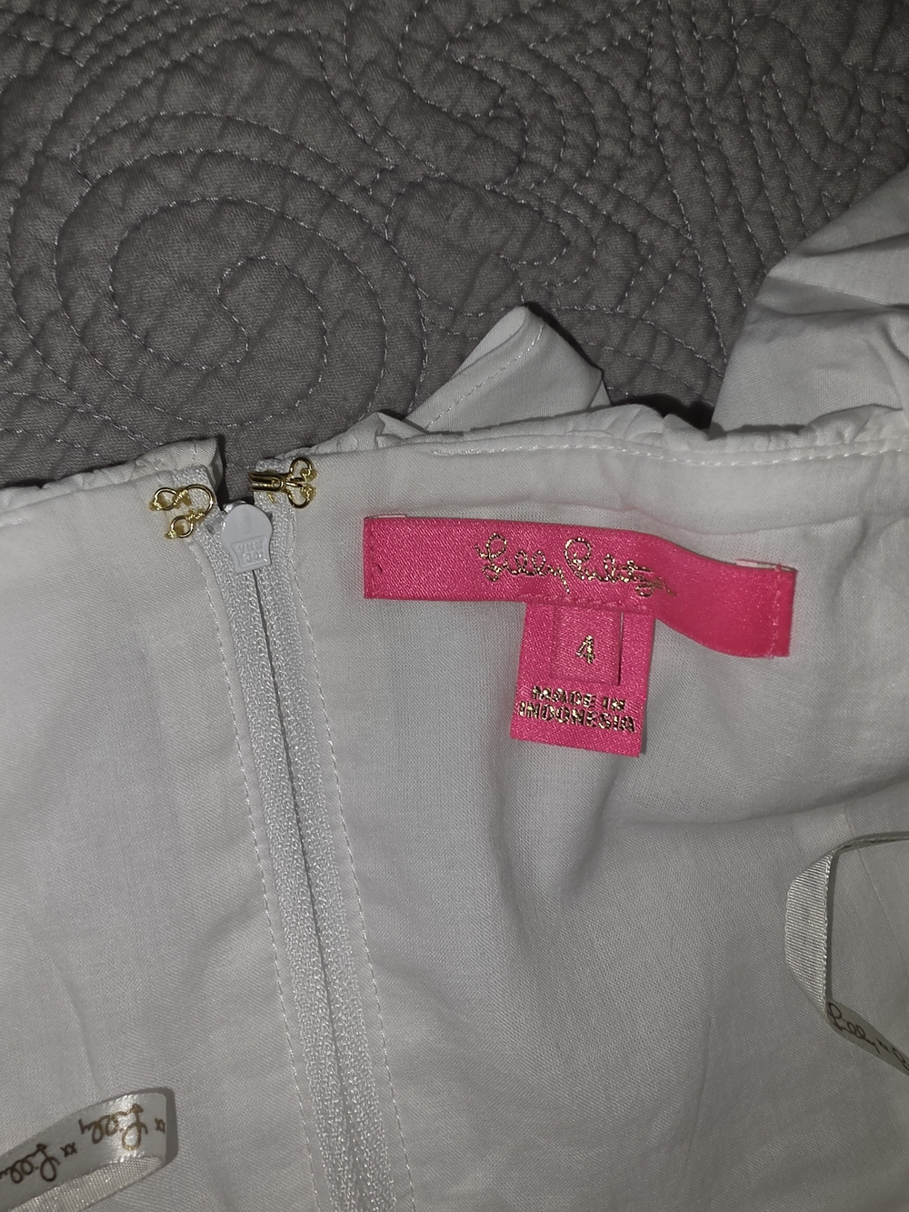Lilly Pulitzer Top. BNWOT - Picture 3 of 4